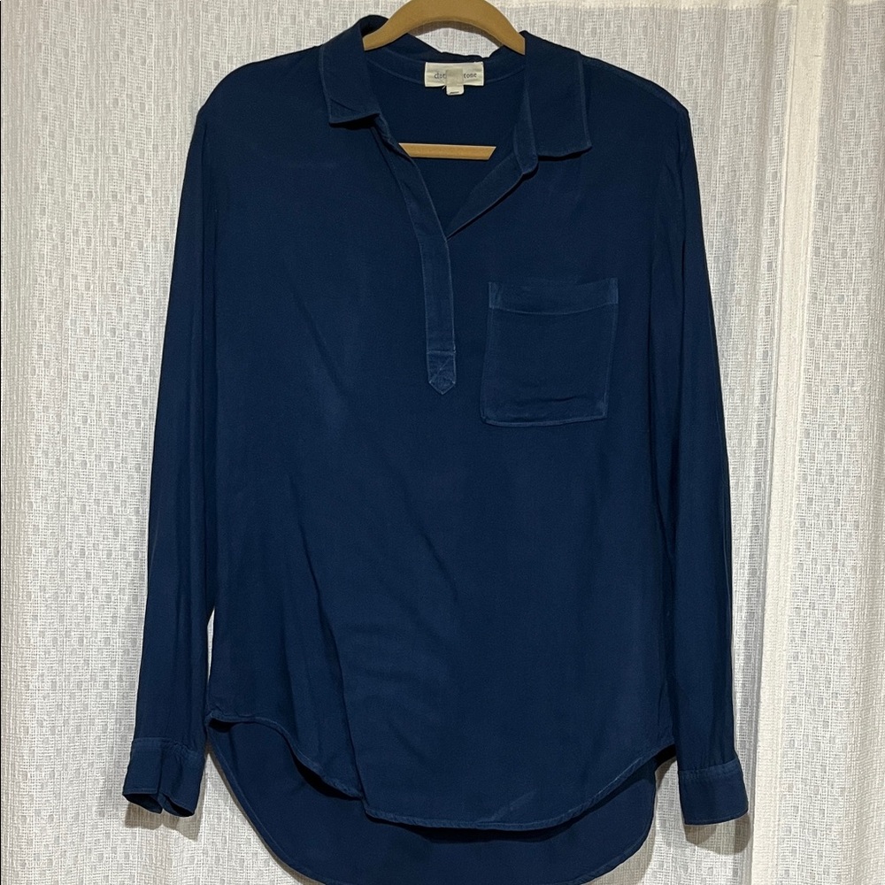Cloth and Stone Navy Blue Long Sleeve Top